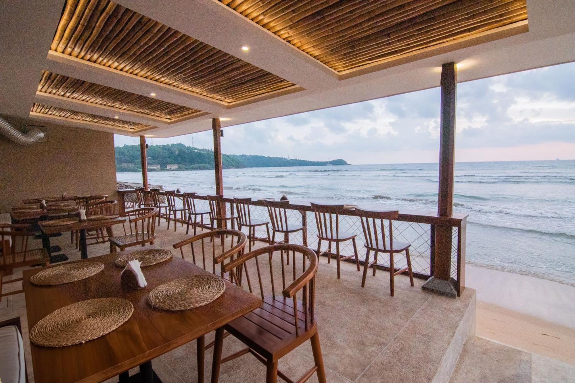 Azuri Bay Otel Galle Dış mekan fotoğraf